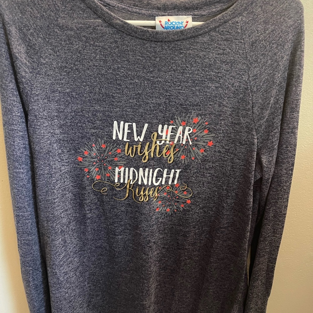 Rockin Around New Years Shirt L